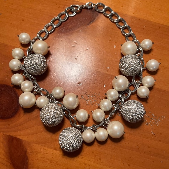 Silver rhinestone necklace - Picture 1 of 1